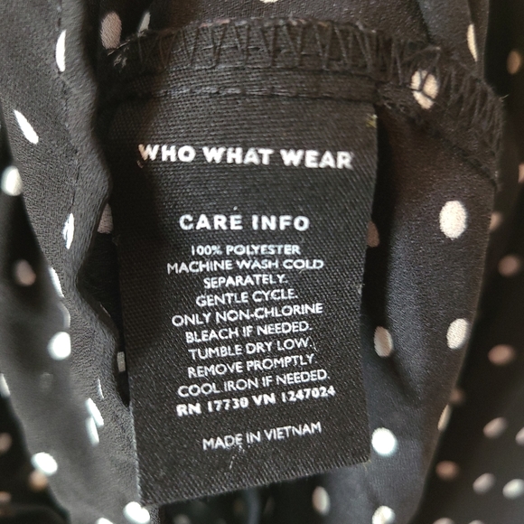 Who What Wear | Black Polka Dot Blouse sz med - Picture 7 of 7